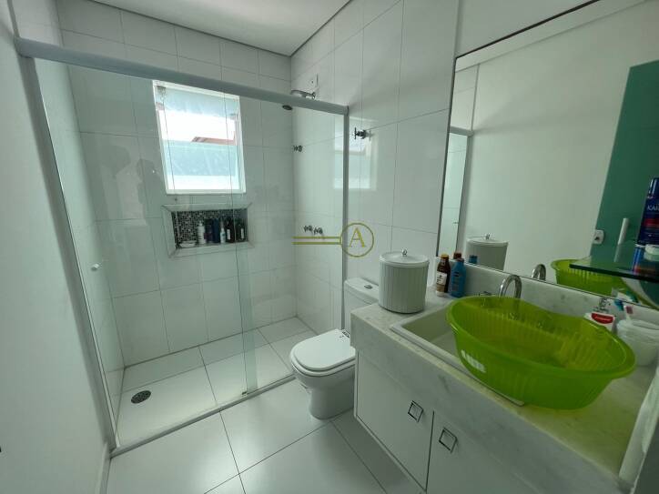 Casa de Condomínio à venda com 7 quartos, 750m² - Foto 35