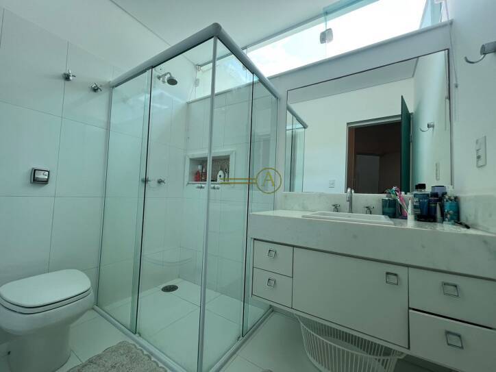 Casa de Condomínio à venda com 7 quartos, 750m² - Foto 31