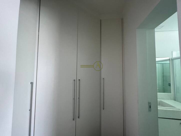 Casa de Condomínio à venda com 7 quartos, 750m² - Foto 27