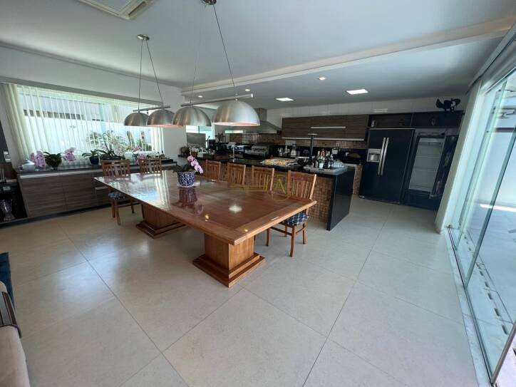 Casa de Condomínio à venda com 7 quartos, 750m² - Foto 13