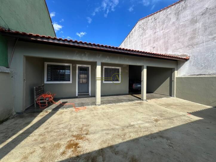 Casa, 4 quartos, 157 m² - Foto 1